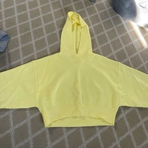 Cropped Zara hoodie